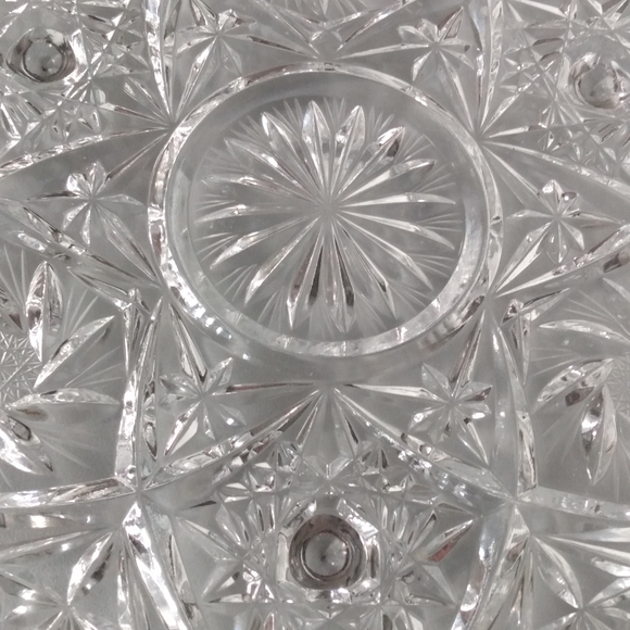 Pin Wheel Footed Lead Crystal Platter - Picture 5 of 9